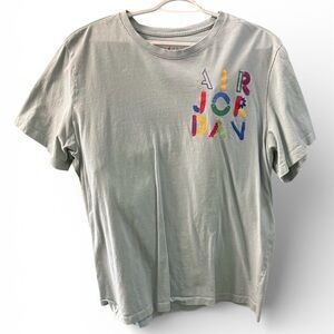 Nike Air Jordan Short Sleeve AO Print Lightly Worn